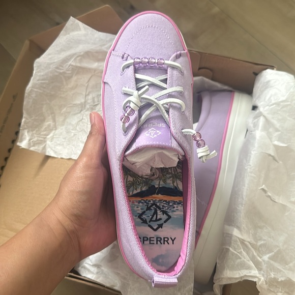 Sperry - Picture 2 of 5